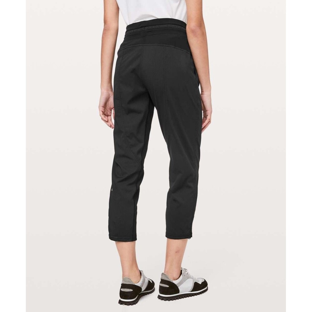 Lululemon Dance Studio Crop *25" Size 12 Black Ruched Cinch Hems - Picture 4 of 11